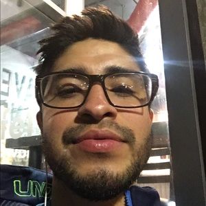 Meet your Posher, Alan